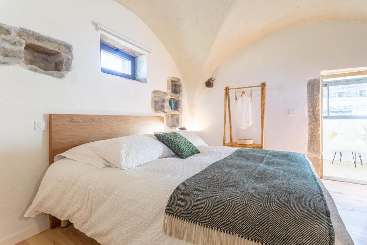 Les Tours Carrees Bed & Breakfast La Motte-Servolex Exterior photo